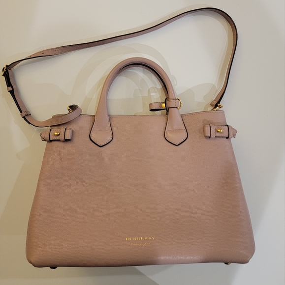 Burberry handbag and wallet - Picture 1 of 10